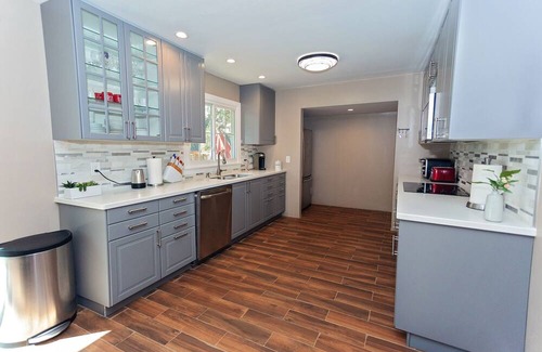 Batavia Cottage | Family-Friendly Livia's Landing at the Golf Course Retreat