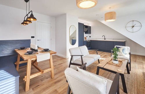 Heworth Apartment | Family-Friendly Apartment 4 on Fourth Avenue Awaits You