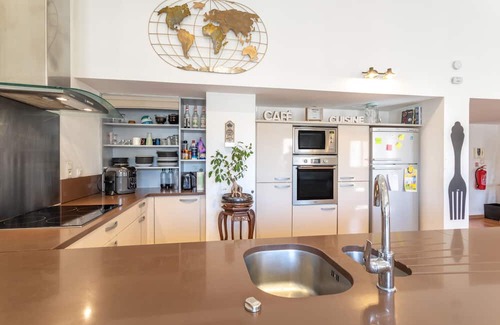 Le Boulou Apartment | Family-Friendly Apartment 'Le 38 Duplex' with Wi-Fi & AC