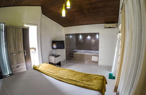 Touros Hotel | Beach Bungalows at Enseada dos Mares with Pool & Ocean View