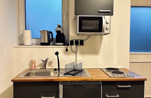 Flittard Apartment | Cozy Apartment for Two in Cologne with Kitchen Amenities