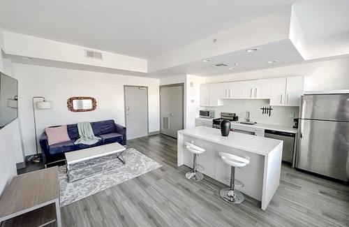 Downtown Springfield Apartment | Perfect Getaway: 1BD/1BA Retreat in Downtown Springfield