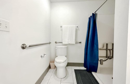 Downtown Springfield Apartment | Perfect Getaway: 1BD/1BA Retreat in Downtown Springfield