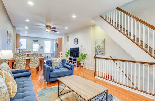 Hopkins Bayview House | Bright Townhome Near Johns Hopkins Bayview - Rated 10/10!