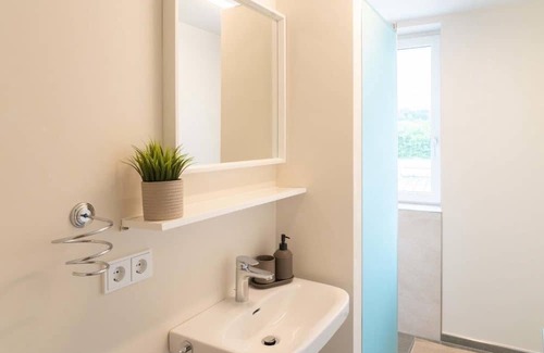 Hainfeld Apartment | Enjoy Ocean Views at Apartment Liasenböndl with Spa Access