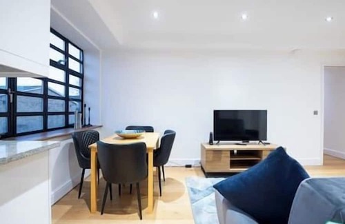 De Beauvoir Apartment | Stylish East London Flat - Perfect for Your Next Stay