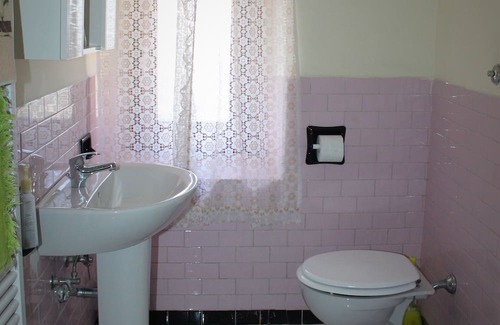 Pacentro Bed & Breakfast | Budget-Friendly B&B San Marco with Breakfast & Family Amenities
