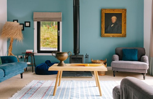 Banchory Cottage | This semi-detached stone house forms part of a once-derelict Victorian barn