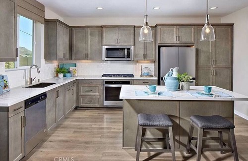 Moreno Valley House | Modern Haven Retreat: Family and Pet-Friendly Escape