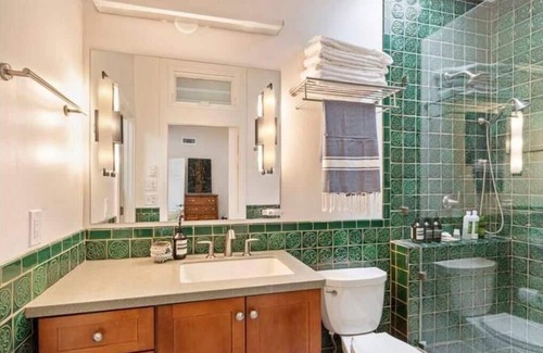 Nambe Pueblo House | Tesuque Adobe: Scenic Mountain & Valley Views with Hot Tub