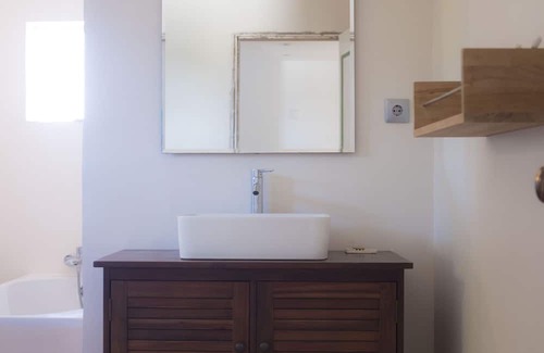Figueira House | Discover Casa das Escadinhas: A Family-Friendly Oasis