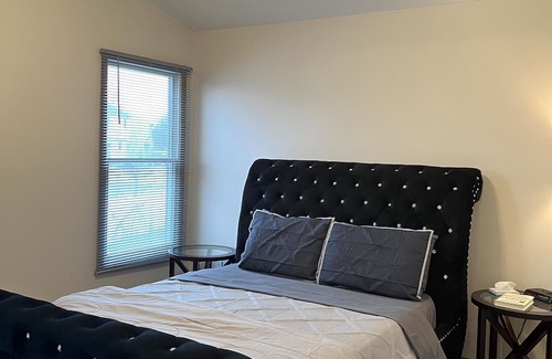 Northeast Columbus House | Comfortable 3-Bedroom House by CMH Airport & Easton Mall