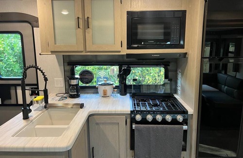Princeton House | Luxury RV with Private Entrance