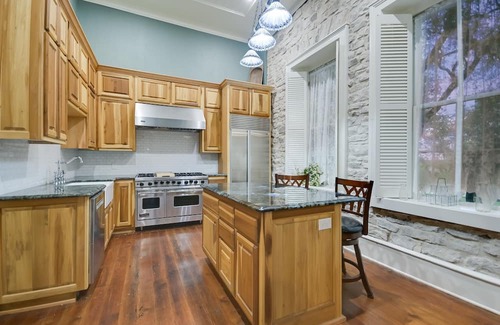 Lampasas Other | Serene Farmhouse Retreat with Scenic Views and Family Amenities