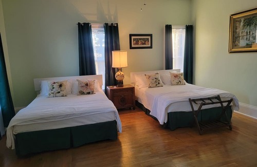 Titusville Bed & Breakfast | Unforgettable Solar Eclipse Views with Comfort & Amenities