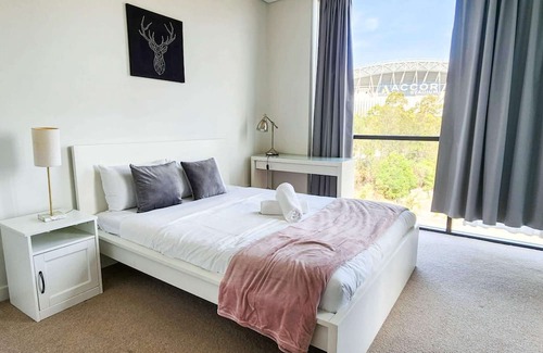 Lidcombe Apartment | Family-Friendly Olympic Parkside Haven with Free Parking