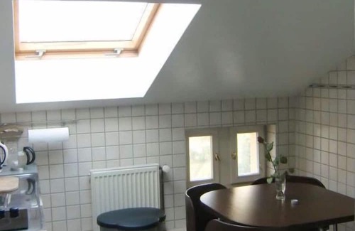 Berliner Vorstadt Apartment | Fairytale forest house with sauna
