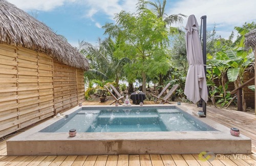 Moorea-Maiao House | Oceanfront 4BR Home with Pool in Moorea - Family Friendly