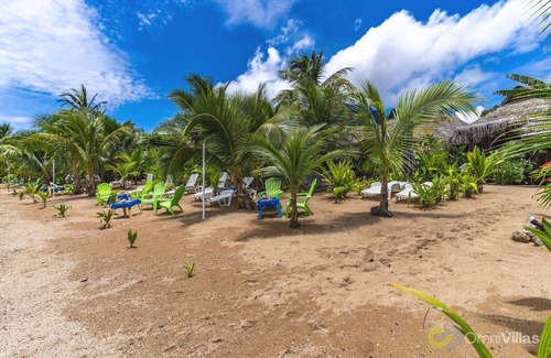 Moorea-Maiao House | Oceanfront 4BR Home with Pool in Moorea - Family Friendly