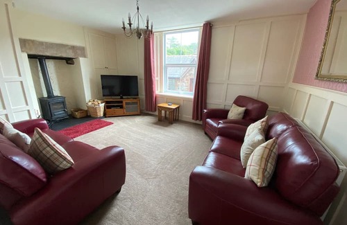Ravenglass House | The Grove, Ravenglass- House for 8 with Hot Tub in Lake District National Park