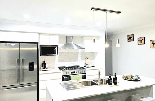 Cooloola Cove House | Discover a Coastal Retreat for Families in Tranquil Surroundings