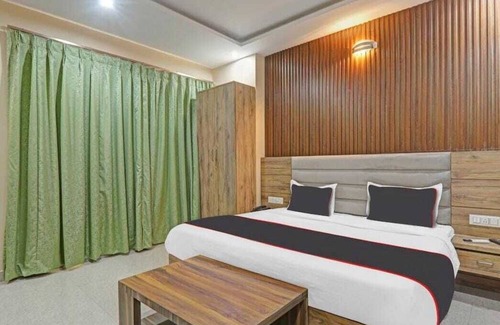 Gomti Nagar Hotel | Budget-Friendly ICYHOTELS HL INN with Family Amenities