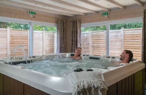 Saint-Julien-des-Landes House | Experience 5-Star Camping with Pool and Spa Amenities