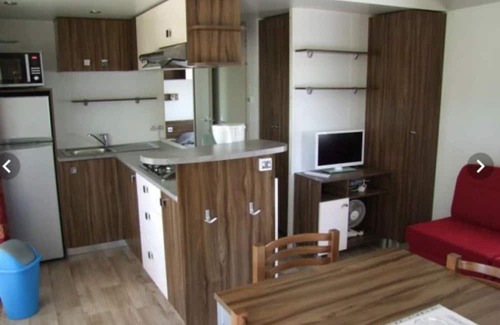 Villefranche-du-Perigord House | Family-Friendly Mobilhome with Pool and Pet Amenities