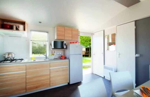 Orpierre House | Family-Friendly Camping with Pool and Spa Amenities