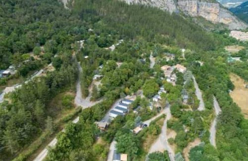 Orpierre House | Family-Friendly 4-Star Camping with Pool & Spa Amenities