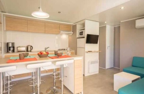 Orpierre House | Relaxing 4-Star Camping with Pool and Family-Friendly Amenities