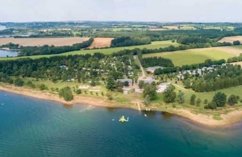 Canet-de-Salars House | Family-Friendly 4-Star Camping with Water Park Amenities