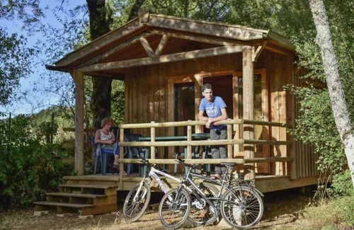 Rocamadour House | Family-Friendly Camping with Pool and Spa Amenities