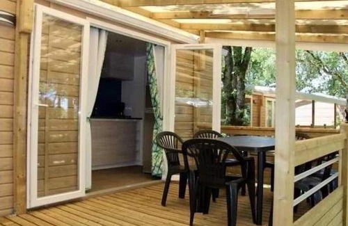 Rocamadour House | Family-Friendly Camping with Pool and Spa Amenities