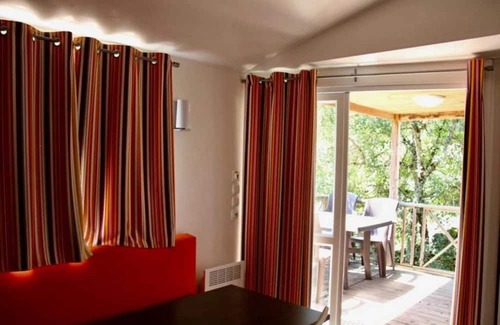 Rocamadour Ski Chalet | Cozy Chalet with Pool and Pet-Friendly Amenities