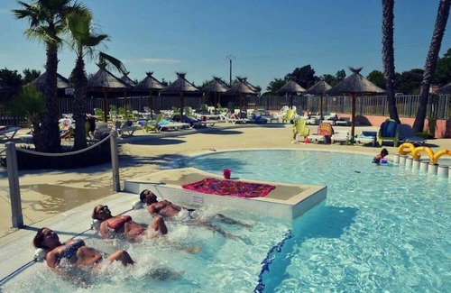 Bessan House | Family-Friendly 4-Star Camping with Water Park Access