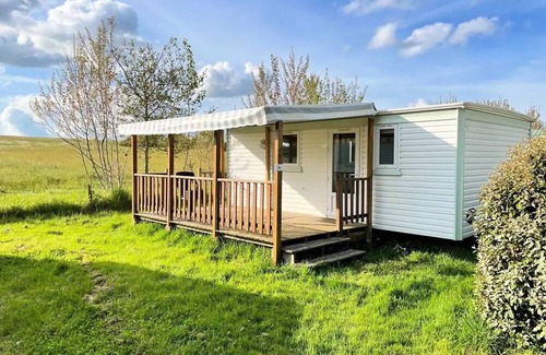 Saint-Denis-du-Payre House | Relaxing Mobile Home at Camping O Beau Laurier for 4