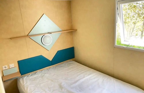 Saint-Denis-du-Payre House | Pet-Friendly Mobile Home at Camping O Beau Laurier