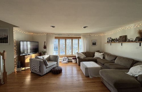 South Gate House | Convenient Home Near BWI Airport - Kid-Friendly Retreat
