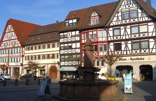 Tauberbischofsheim House | Experience Tauber Glamping: Family-Friendly with Breakfast
