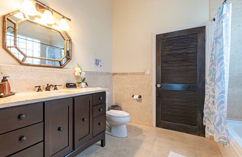 Bouvet Island Villa | Beachfront Villa with Private Pool & Ocean View, Rated 10/10