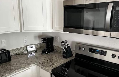 Pine Forest House | Admiral's Quarters Suite: Oceanfront Bliss Awaits You