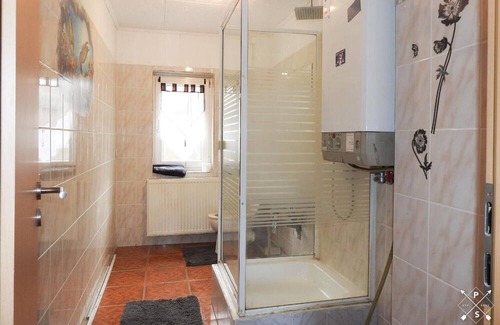 Hemelingen Apartment | Holiday apartment Bremen for 1 - 4 persons with 2 bedrooms - Holiday apartment in one or multi-famil
