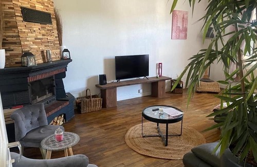 Maille House | Explore Maison Typique in the Heart of Maillé Village