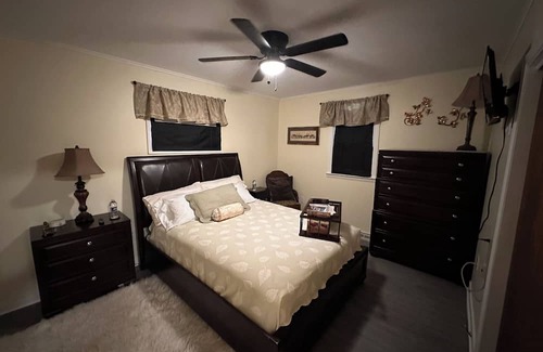 Glens Falls House | Top-Rated Saratoga Track Rental with Spa and Kitchen Access