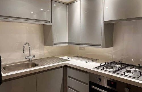 St Neots Apartment | Historic Town Centre Property with Family-Friendly Amenities