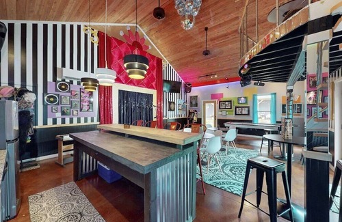 Clarkson House | Relaxing Barndos Near Nolin Lake & Mammoth Cave