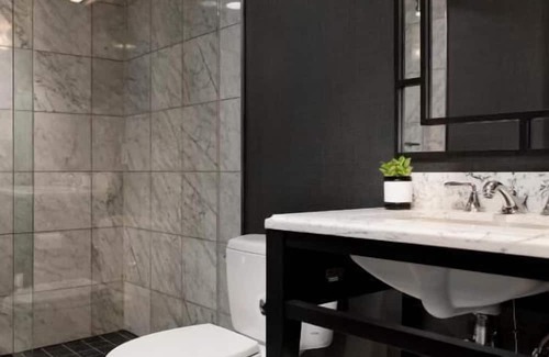 Logan Circle House | Family-Friendly Viceroy Washington DC: Pet Welcome & Pool!