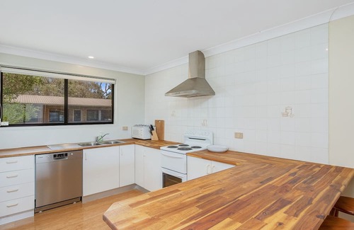 Barragga Bay Apartment | Relax at Cuttagee Beach Cottages Unit 2 with Ocean Views