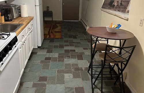 East Haven  Rutland County Apartment | Mountain Retreat 1 bedroom unit